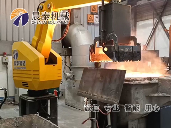 鐵水鋼水清渣機(jī)